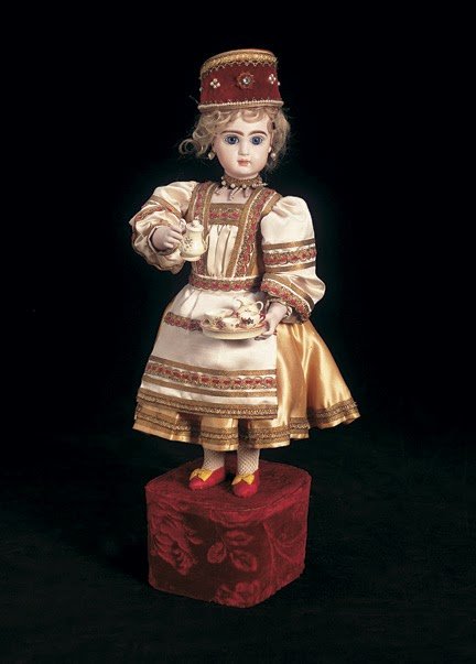 Антикварные куклы-автоматоны в фильме "тhe Woman in Black" (женщина в черном) (фото 6)