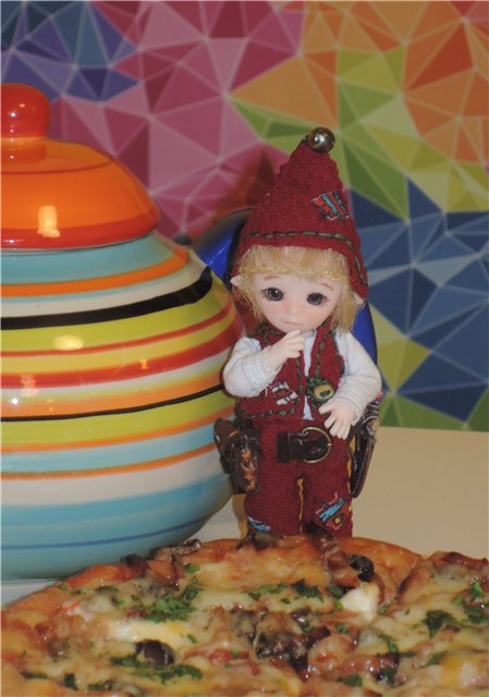 Дилька работает домовым - 2 (фото 6)