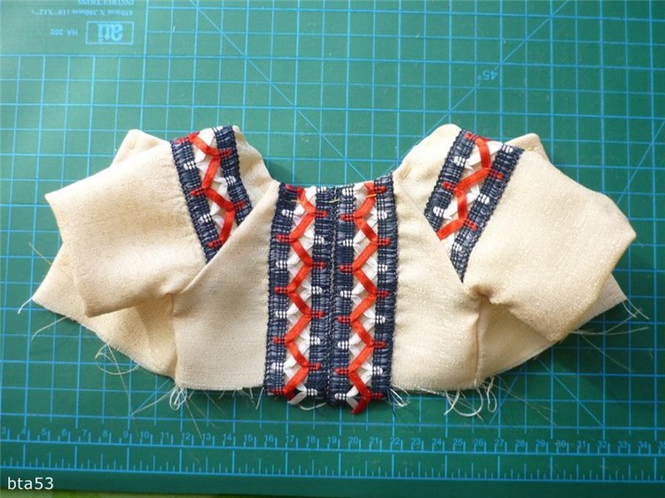 Шьем платье с рукавом реглан на куклу 50см (фото 7)