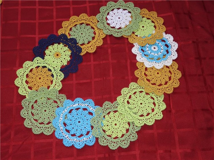 Вязание салфеток – это поистине верх мастерства владения крючком