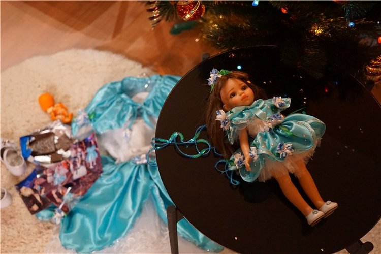 Кукла и ее девочка... После бала