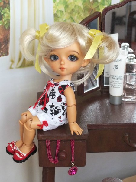 А кто же такой озорной и любопытный поселился у меня