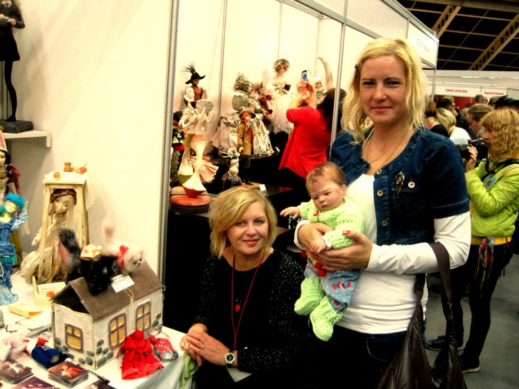 Наш приз в конкурсе - билет на выставку Международный Салон кукол 2016