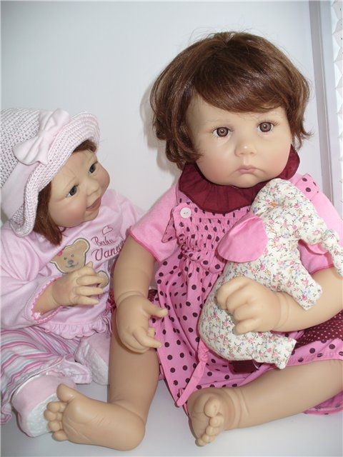 Примите нас в свою дружную компанию! Кукольная коллекция