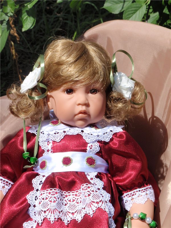 Маленькая и трогательная Манечка, волшебное превращение в принцессу (фото 5)