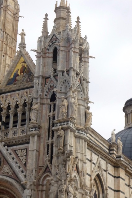 Приключения Минуш в Италии. Часть 5. Сиена. Современное средневековье