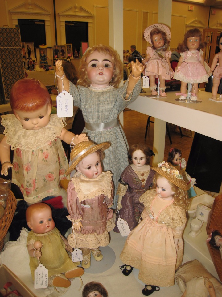 А давайте погуляем по кукольной ярмарке | Бэйбики А давайте погуляем по кукольной ярмарке (фото 6)