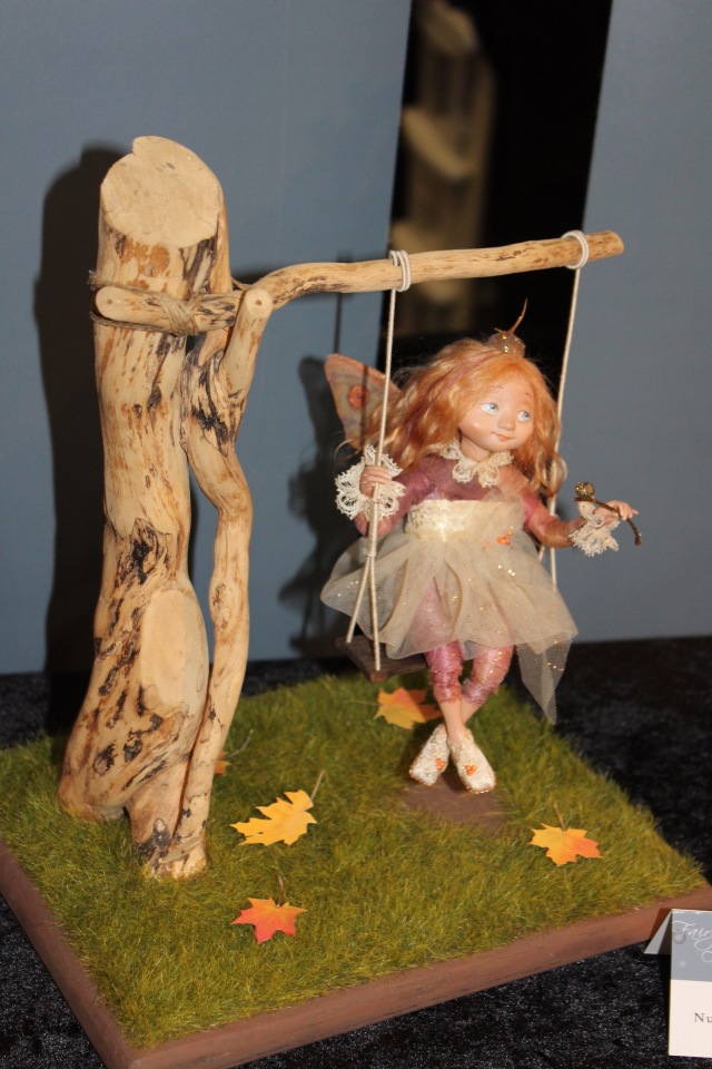 Выставка мишек, кукол и кукольной миниатюры в Голландии 2017 - часть вторая | Бэйбики Выставка мишек, кукол и кукольной миниатюры в Голландии 2017 - часть вторая (фото 8)