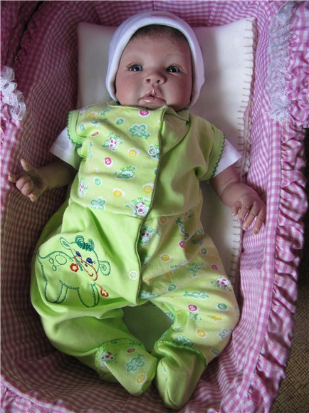 Мы в новом костюмчике. Лерочка, Reborn Shyann Aleina Peterson (фото 8)