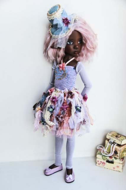 В роли моделей Ларисса дарк и Лайла тан (фото 2)