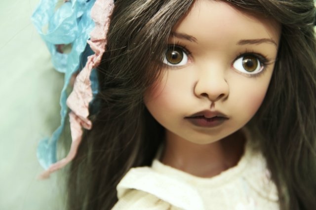 Моя долгожданная такая хрупкая и очень красивая Лена, от Ким Лашер