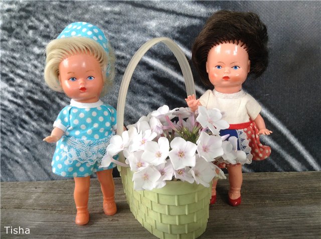 Малышки Аришки и две неизвестные мне Немочки