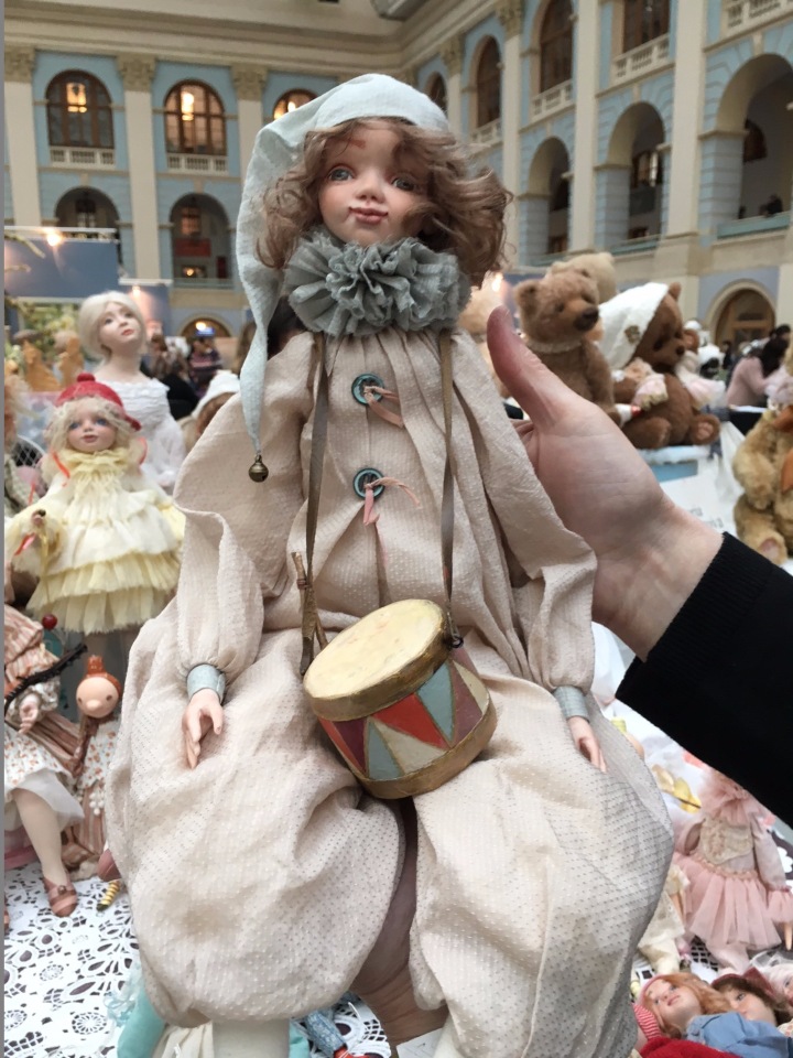 Куколки москвы. Искусство куклы. Выставка кукол в Москве. Выставка кукол в Москве в марте 2024 году. Искусство куклы 2023 выставка в Москве Гостиный двор.