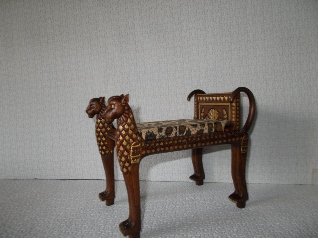 Эксклюзивная кукольная мебель.Трон Тутанхамона