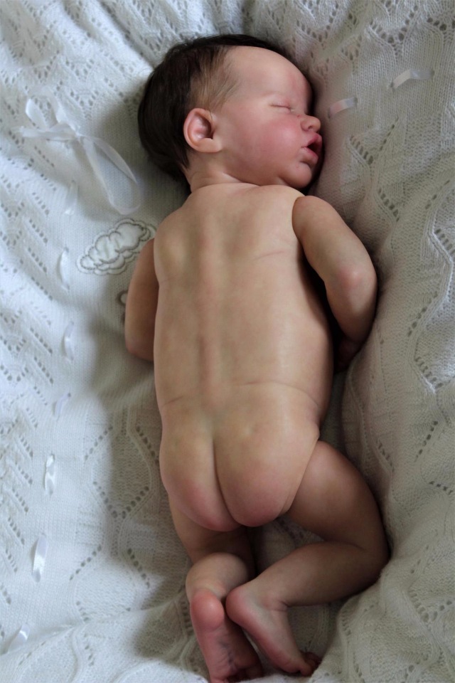 Моя новорожденная малышка Инди