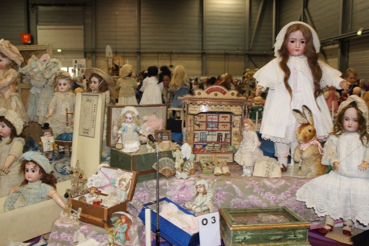 Выставка мишек, кукол и кукольной миниатюры в Голландии 2017 - часть третья