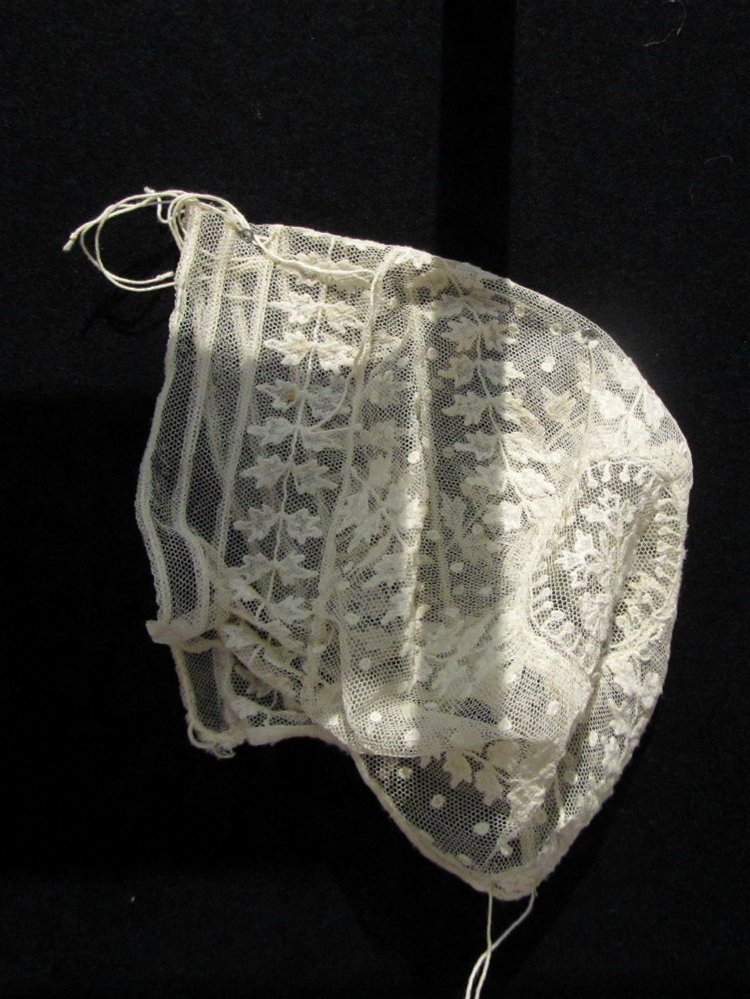 «Мода по-взрослому. Истории из кукольного гардероба» - выставка в Музее-заповеднике «Царицыно» - продолжение - детали. Часть