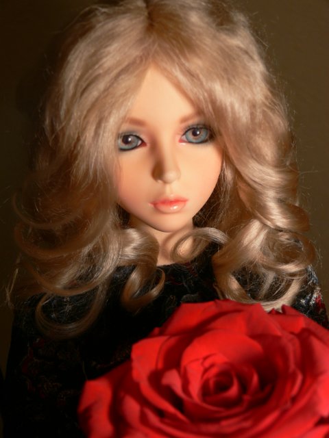 100 кадров с одного ракурса. Или бессонная ночь! Куколка Elfdoll (фото 2)