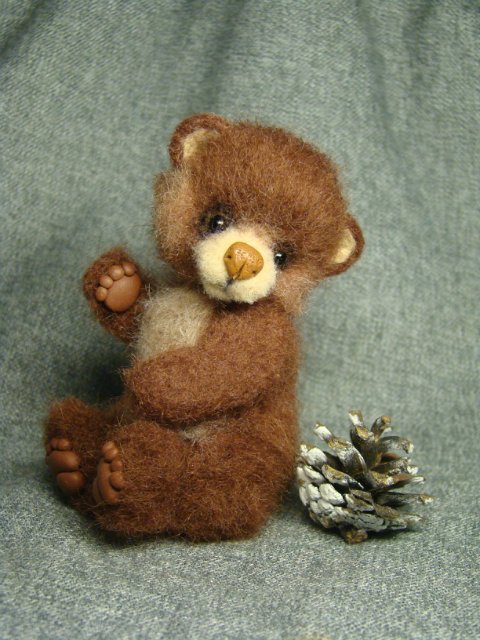 Мишка косолапый по лесу идёт... Авторская игрушка валянием Ольги Чернухо (фото 6)