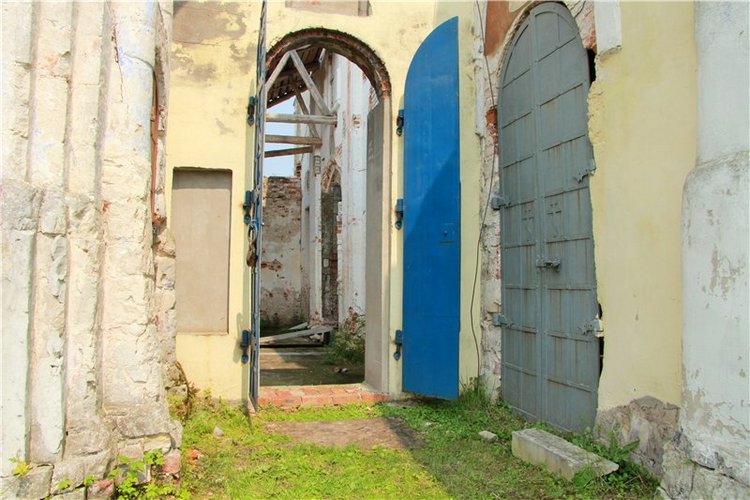 Иваниши. Храм Успения Пресвятой Богородицы (фото 7)