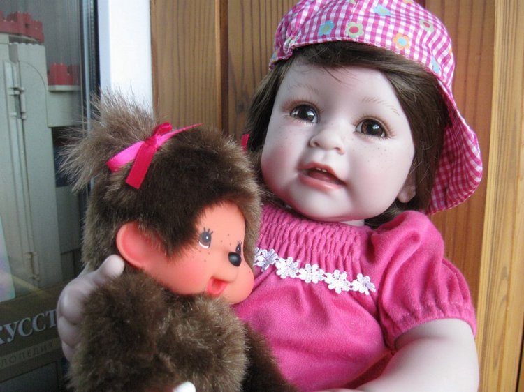 Разные детки Адора одного молда