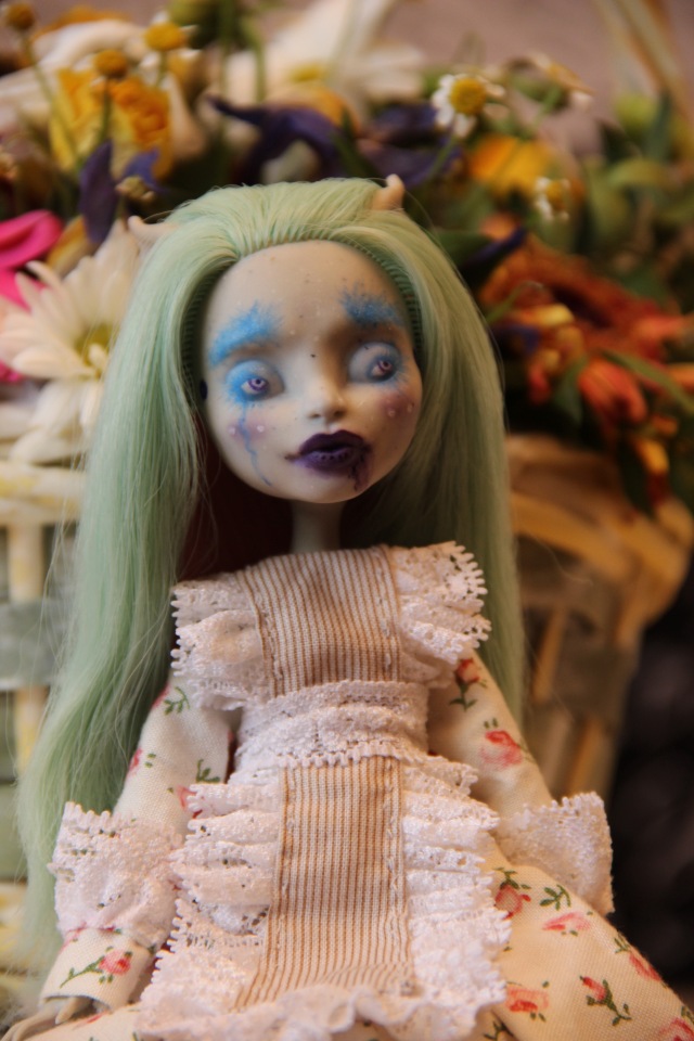 Увядающий цветок... ООАК Monster High (фото 7)