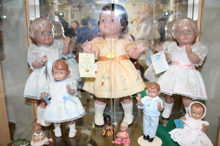 Пасхальная встреча в магазине кукол Гюнзел 2017. Куклы разных авторов