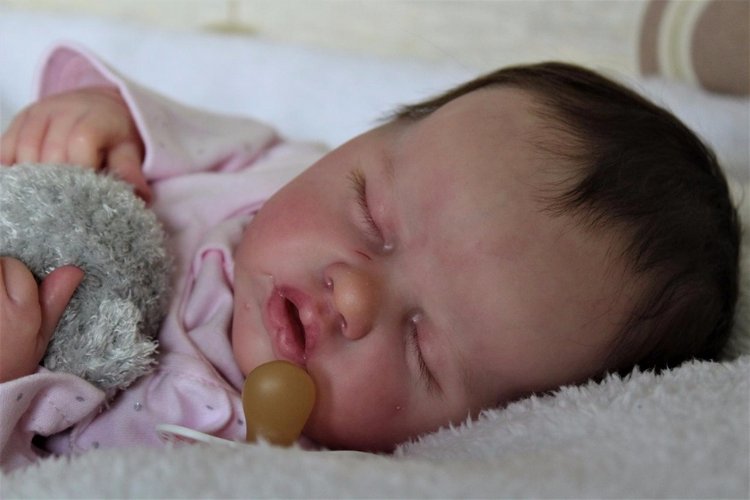 Моя новорожденная малышка Инди