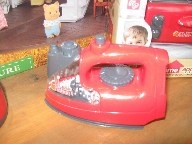 Бытовая техника для наших маленьких кукол-хозяюшек