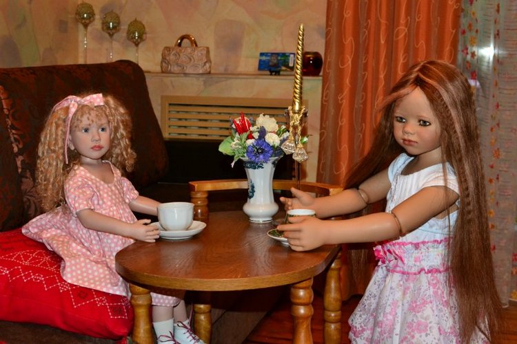 Как протекает наша жизнь. Кукольная коллекция