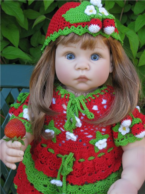 Платья для моих кукол.Вязалочки от Татьяны