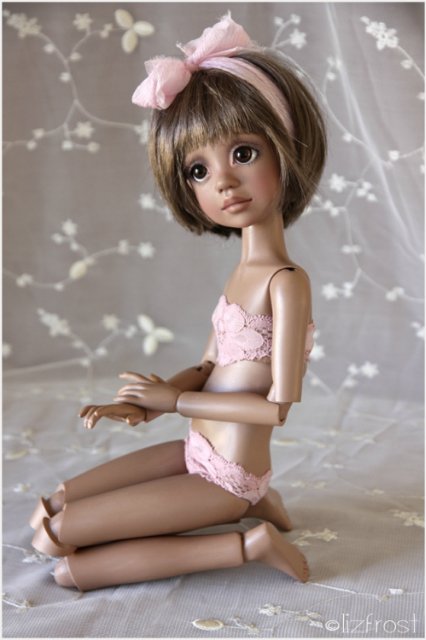 Новая девочка RUBY in milk chocolate skin tone от Liz Frost