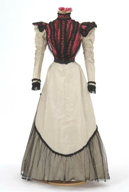 Для тех, кто в поиске или Каждый охотник желает знать. Викторианские и эдвардианские наряды