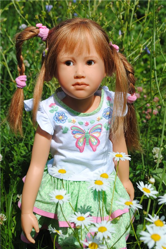 Летняя прогулка милой девочки Паулы Heidi Plusczok