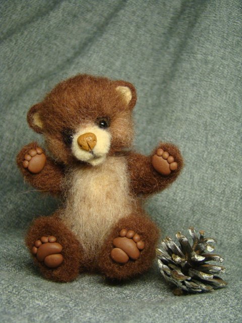 Мишка косолапый по лесу идёт... Авторская игрушка валянием Ольги Чернухо (фото 9)