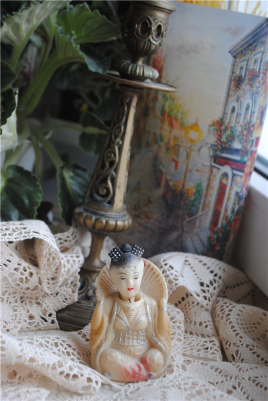 Славный пластик "бакелит"! У него отменный вид! Или возвращение бакелитового болванчика