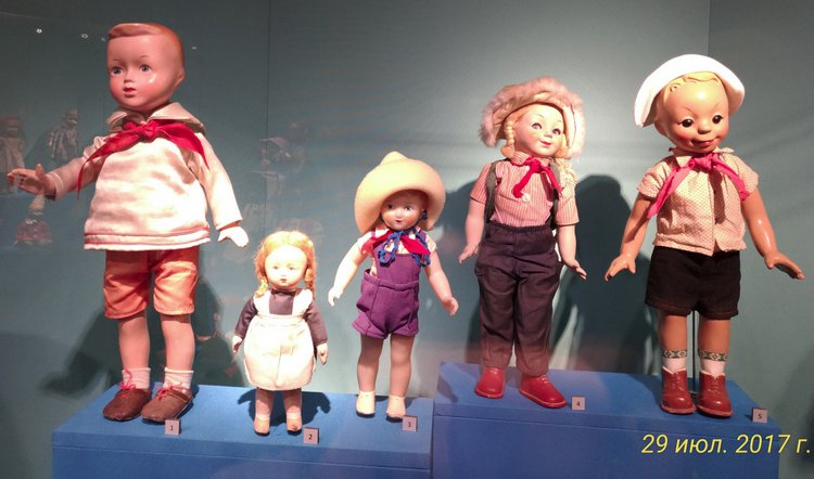 Выставка «Все лучшее – детям. Игрушки 1950–1980 годов из коллекции Сергея Романова». Часть 2 (фото 6)