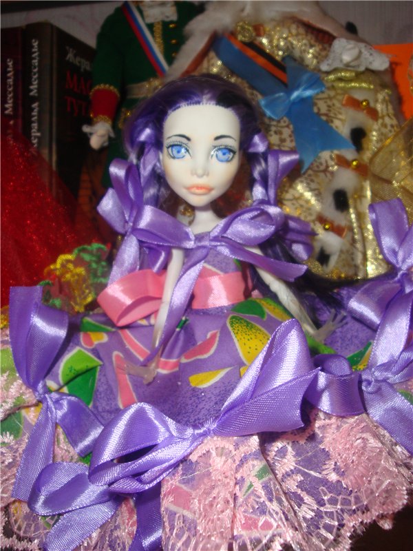 Мой первый ООАК Monster High или преображение Спектры в Фиалку