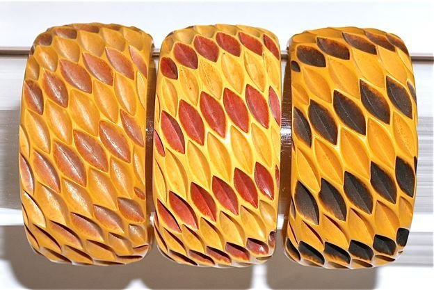 Славный пластик "бакелит"! У него отменный вид! Или возвращение бакелитового болванчика