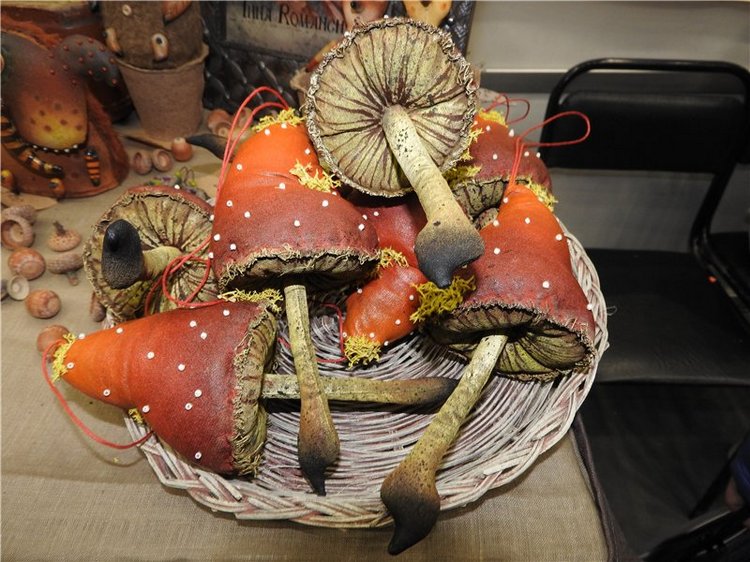 Экскурсия в страну чудес… Авторская кукла. Москва, Тишинка 2016