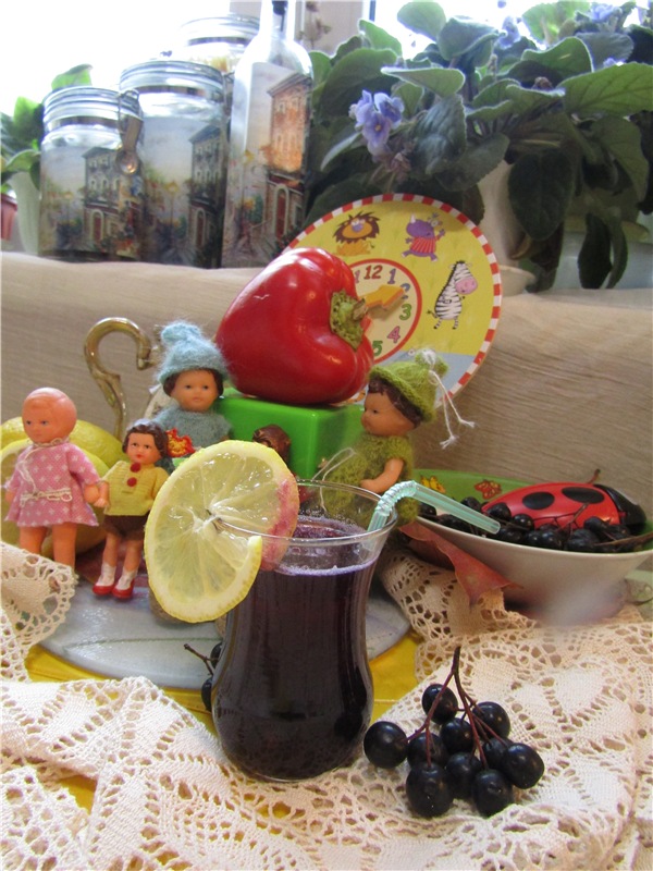 Что шумишь, качаясь, тонкая рябина, головой склоняясь до самого тына