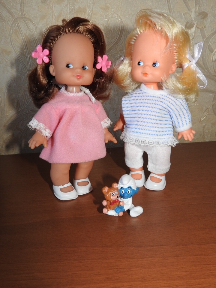 Заманчивое увлечение. Маленькие куколки ГДР - косолапки, 17 см, кто они