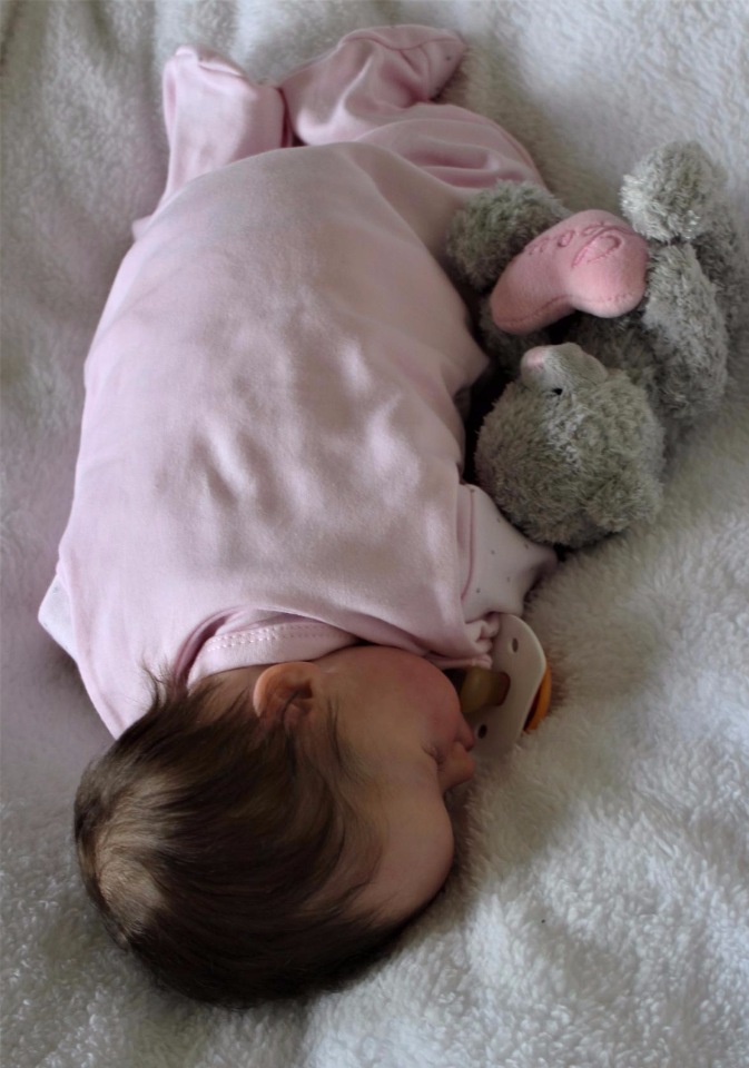 Моя новорожденная малышка Инди