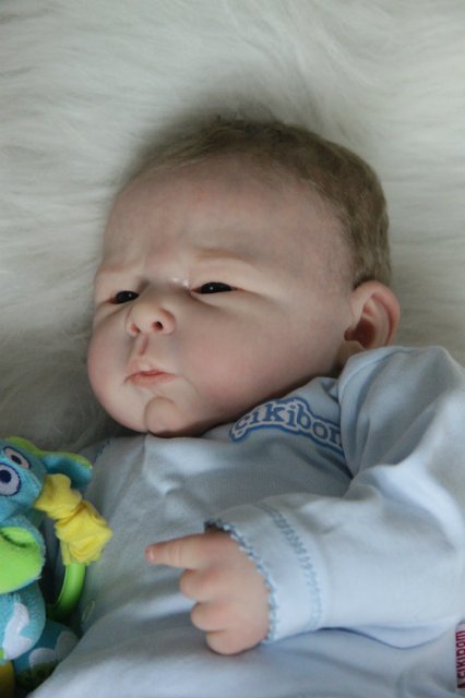 Ноэльчик... очень серьезный малыш... Куколка реборн Вишни Виктории