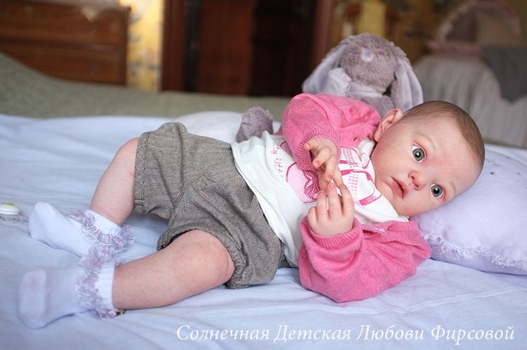 Малышка реборн Лолочка из одноименного молда от Adrie Stoete. Художник- Любовь Фирсова (фото 2)