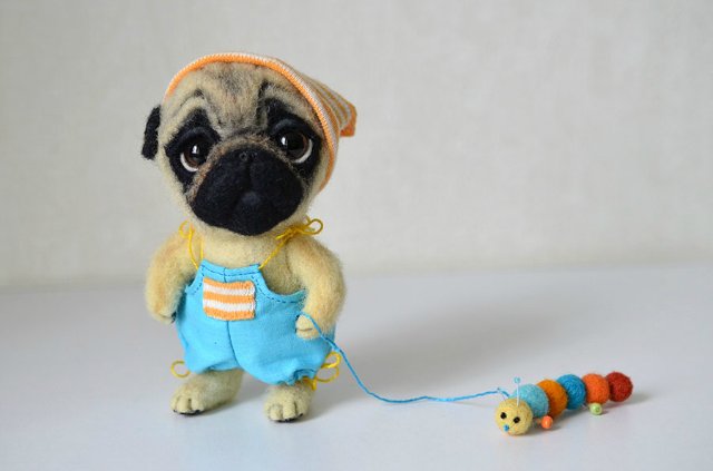 Детский сад для мопсят. Игрушка валянием из шерсти своими руками (фото 2)