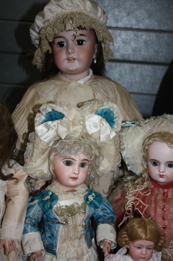 Выставка кукол, мишек тедди, кукольных домиков и миниатюры в Нидерландах 24-25 октября 2015 год. Часть третья - антикварки