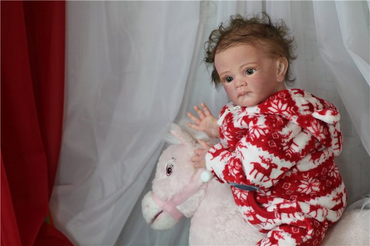 Моя Фрида. В образе мальчика. Мамочка назвала Ванечка