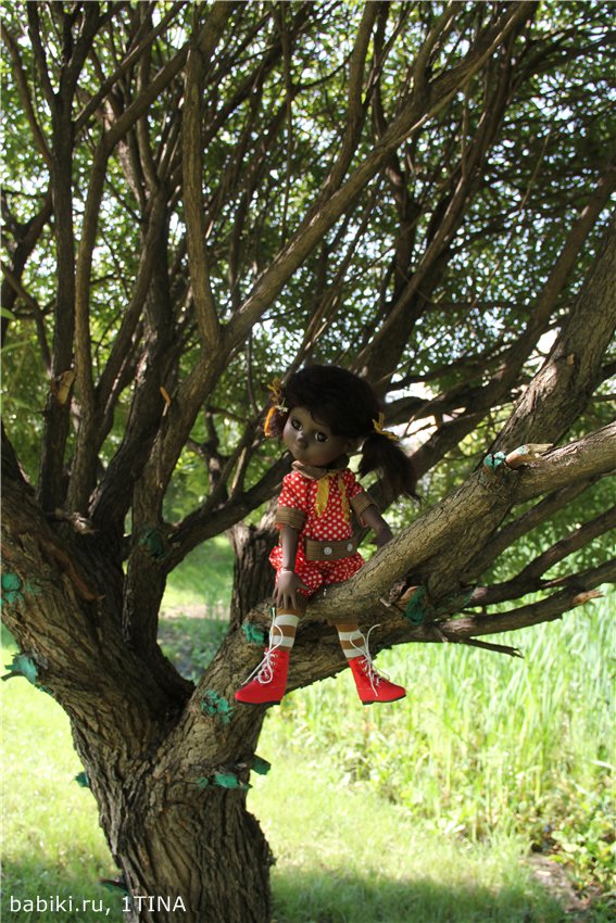 Вупи на прогулке. Лиззи (Lizzie) от Connie Lowe