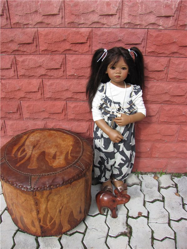 Вспоминая теплые дни. Полуденные танцы кукол Annette Himstedt